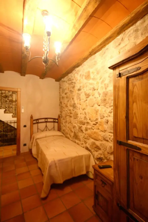 House With 3 Bedrooms in Paüls, With Wonderful Mountain View, Pool Acc