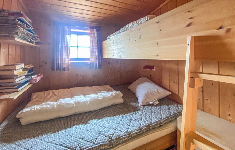 Beautiful Home in Lillehammer With Sauna, Wifi and 5 Bedrooms