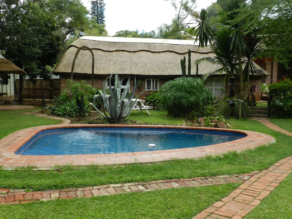 Kutandara Lodges