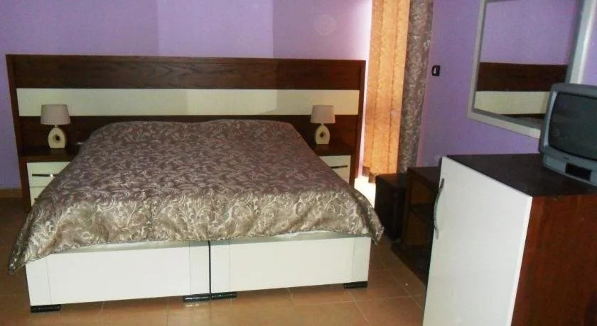Hotel Dollari