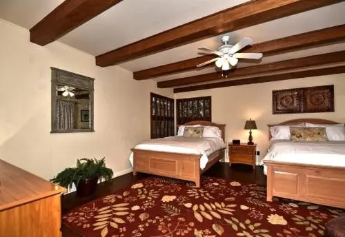 Comal Cottage on Union #291