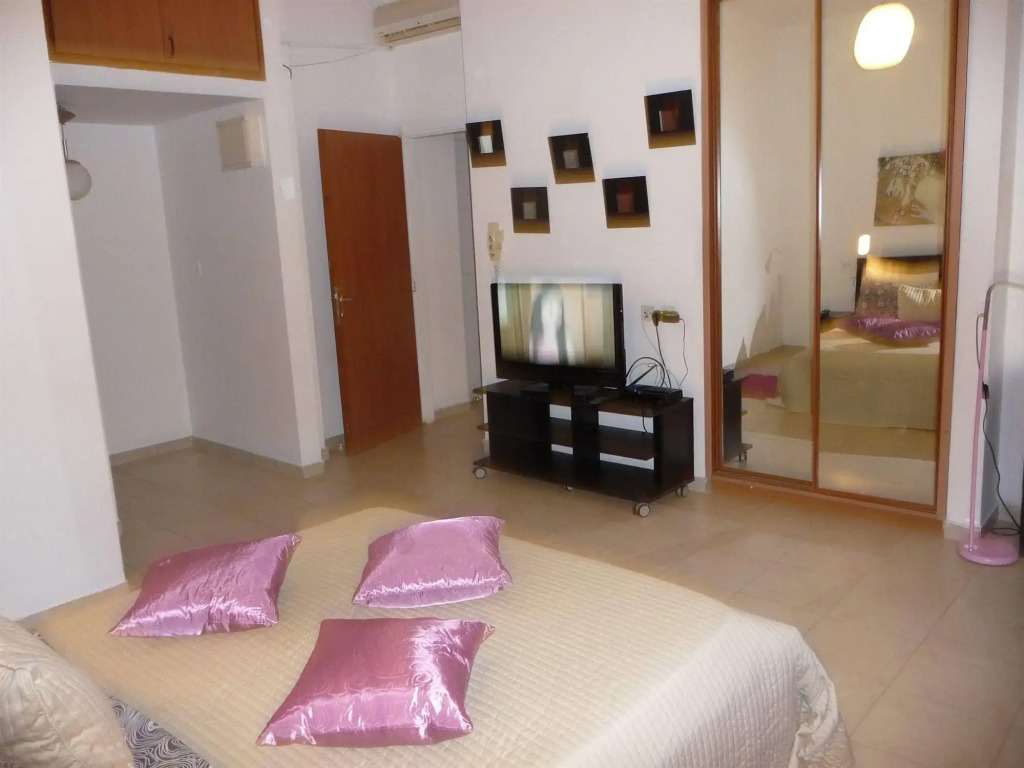 Elena Apartments