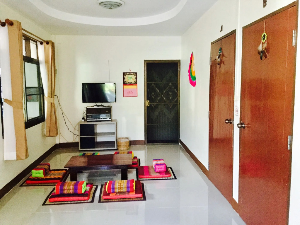 Gitas House