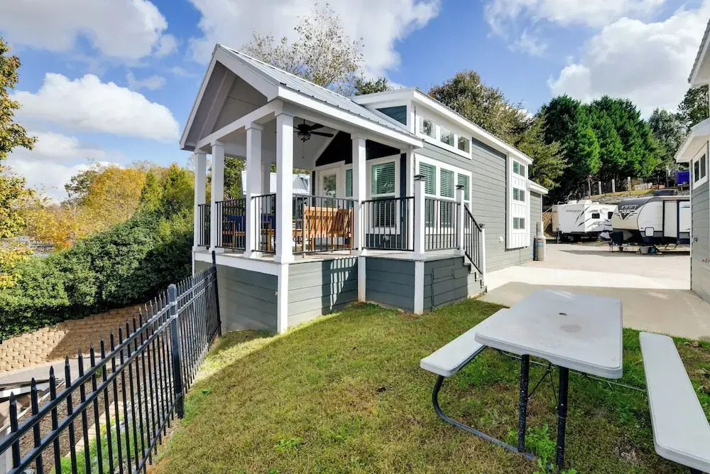 < 1 Mi to Marina: Lake Norman Home w/ Pool Access!