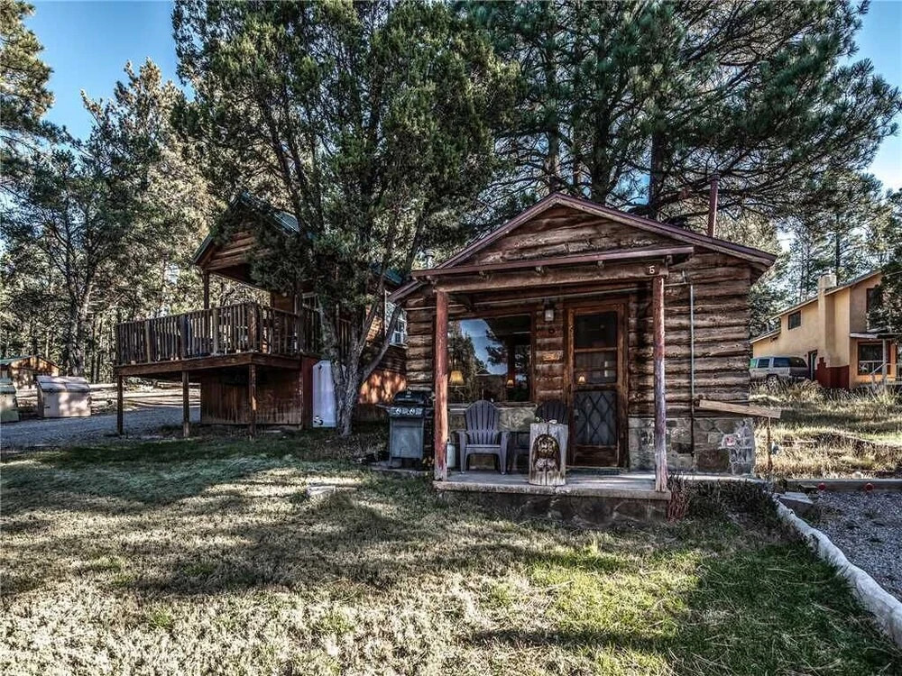 Apache Village 6, King Studio with Sleeper Sofa, Sleeps 3