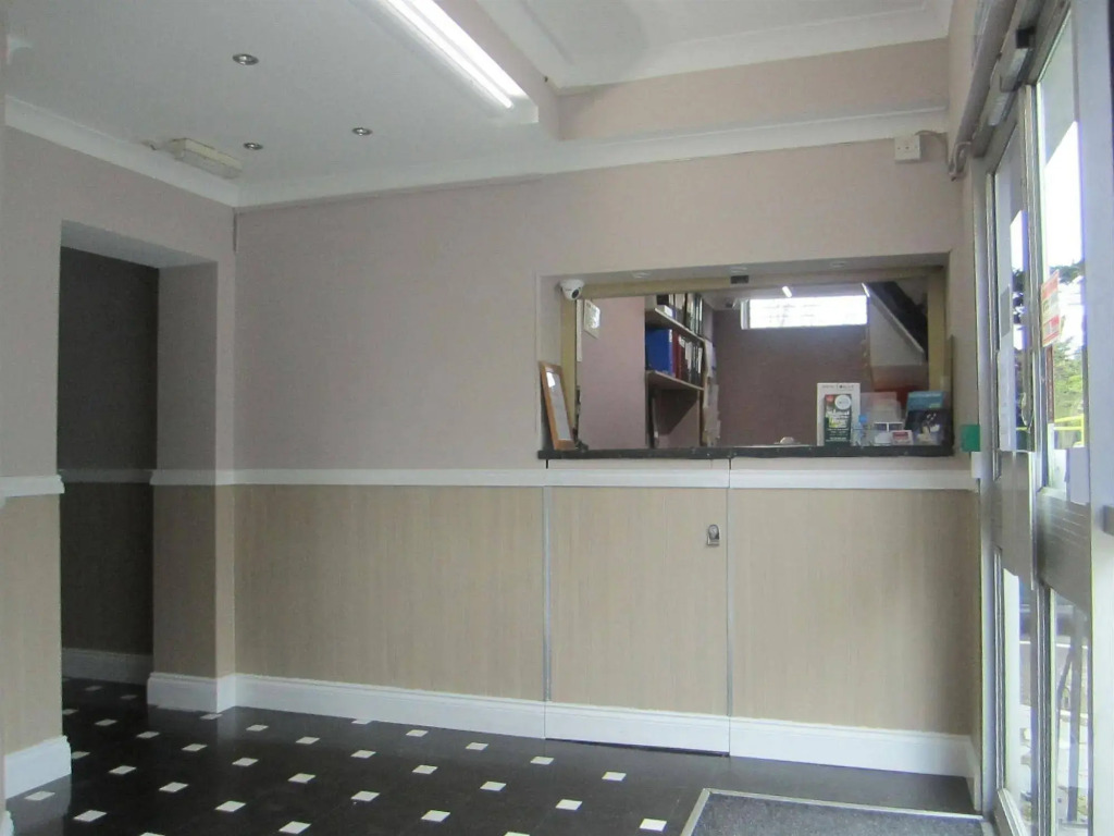 Lynden Court Hotel