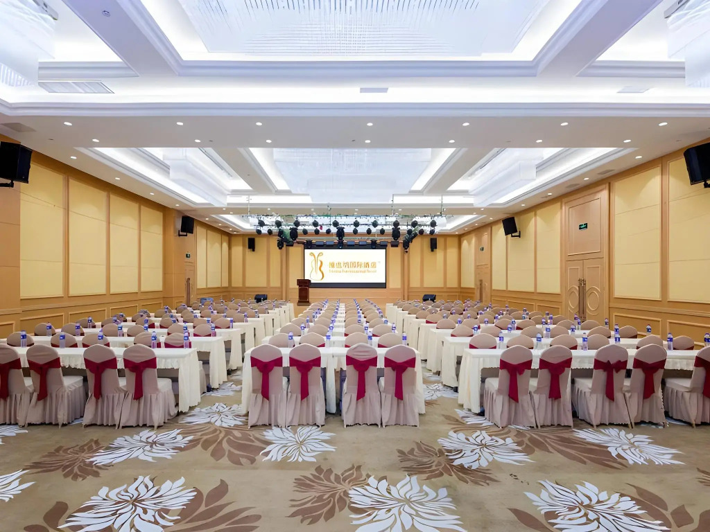 Vienna International Hotel (Huanggang Dongmen Road)