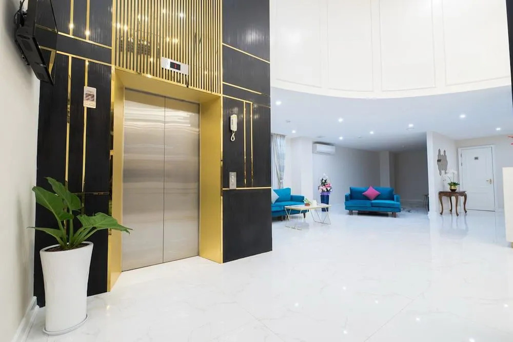 The Gandamar Hotel