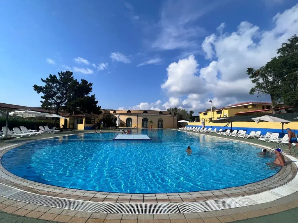 Villaggio Green Garden Club