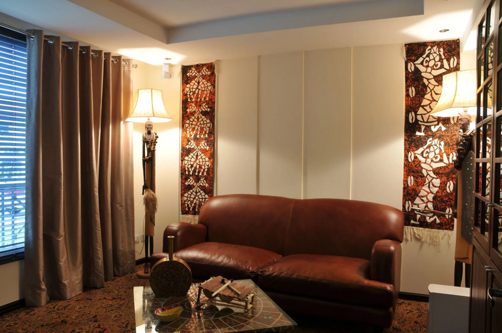 Leola Hotel lkeja