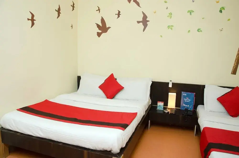 OYO Rooms Prahlad Nagar Garden 3