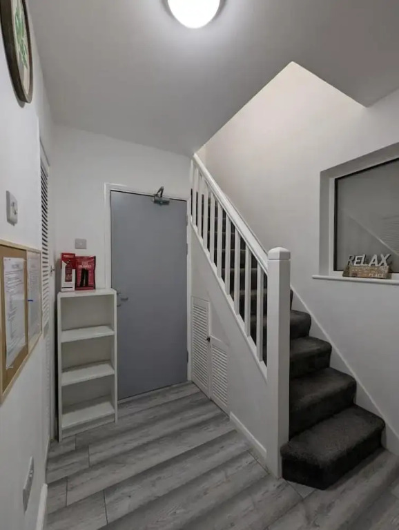 5 Bed Family Home Greater London, Free Parking