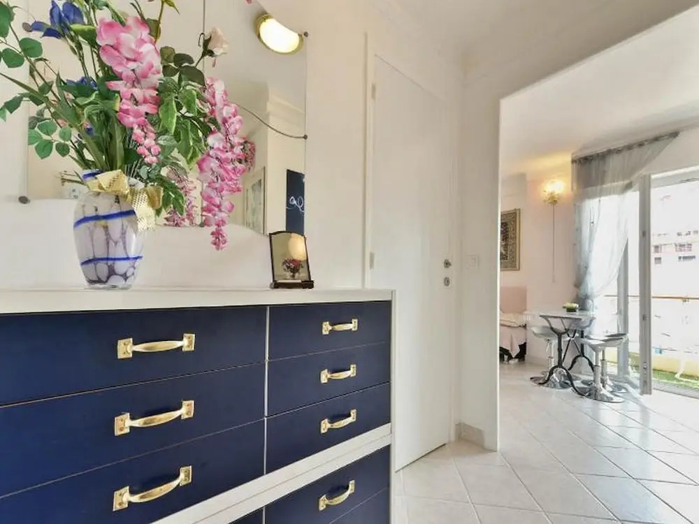 Apartment with One Bedroom in Cannes, with Wonderful City View, Furnished Terrace And Wifi - 800 M From the Beach