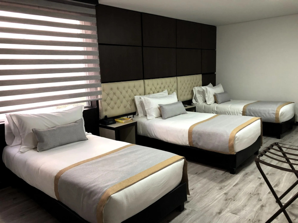 Boutique City Center 2
