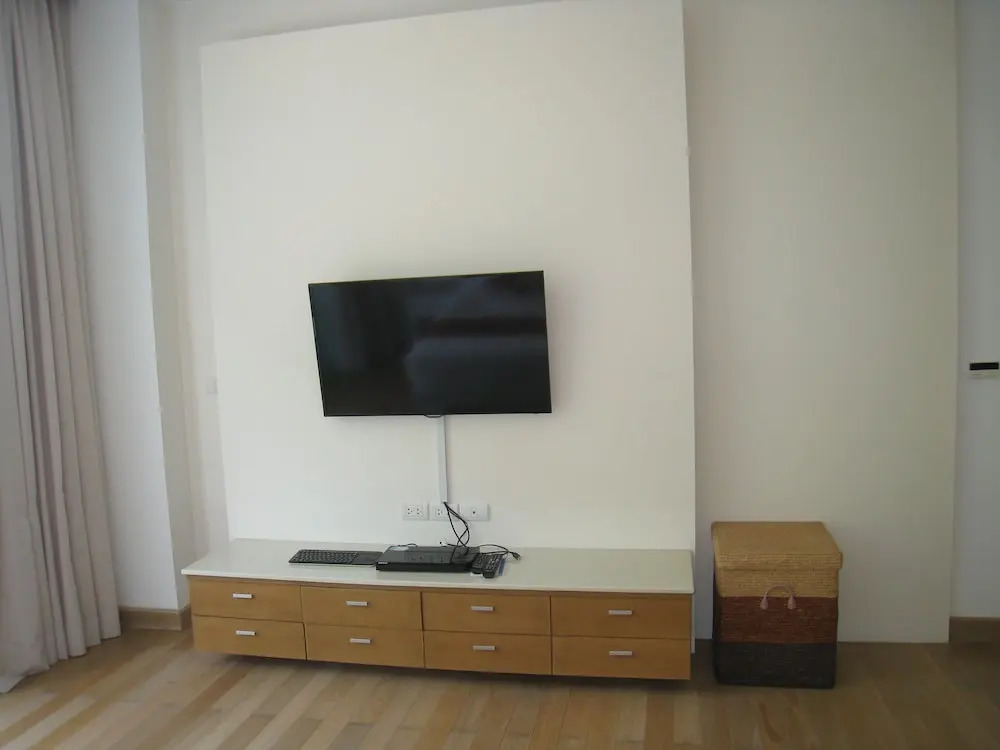 Modern and Cozy 1BR-APT by PIPS