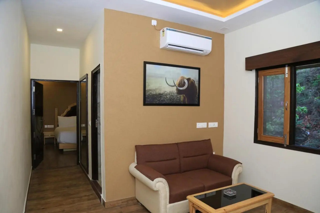 Hotel Jsr Inn