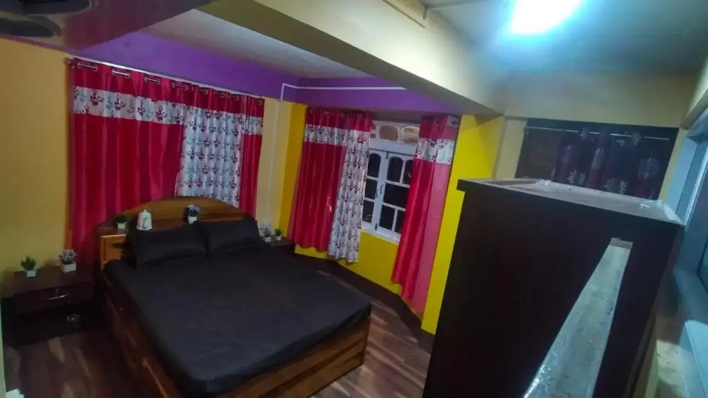 Roofscape Homestay
