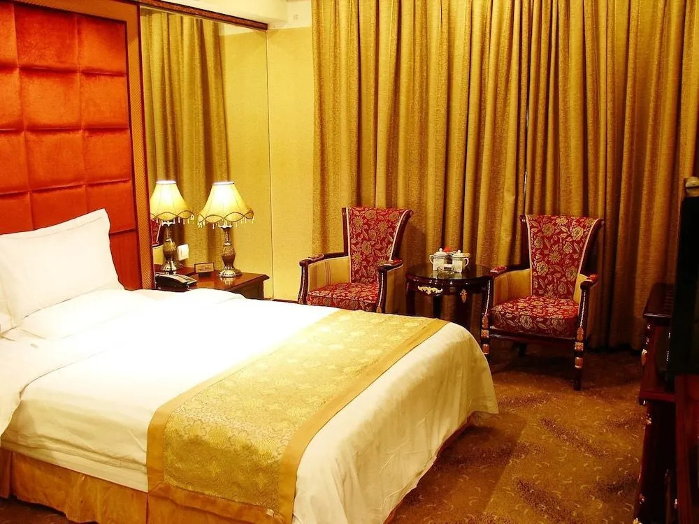 Kunming He Ri Jun Hotel