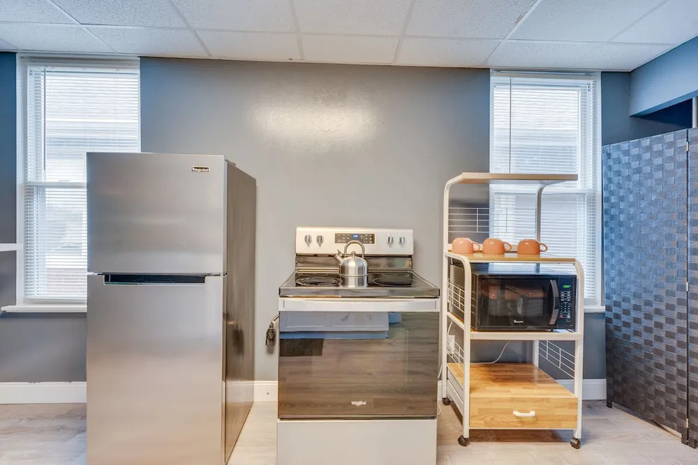 Columbus Apartment ~ 2 Mi to Ohio State University