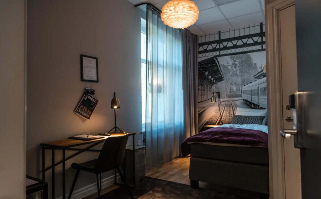 Livin Station Hotel