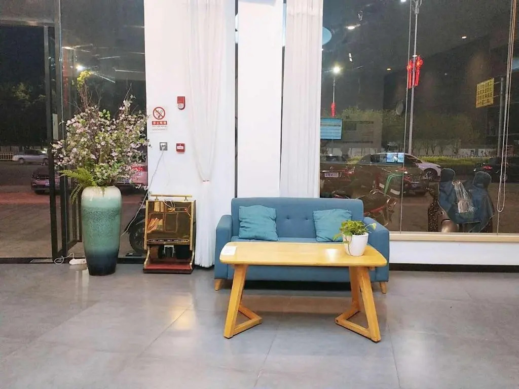 7Days Premium Nanchang Liantang Yingbin Middle Avenue Xiaolan Industrial Park Branch