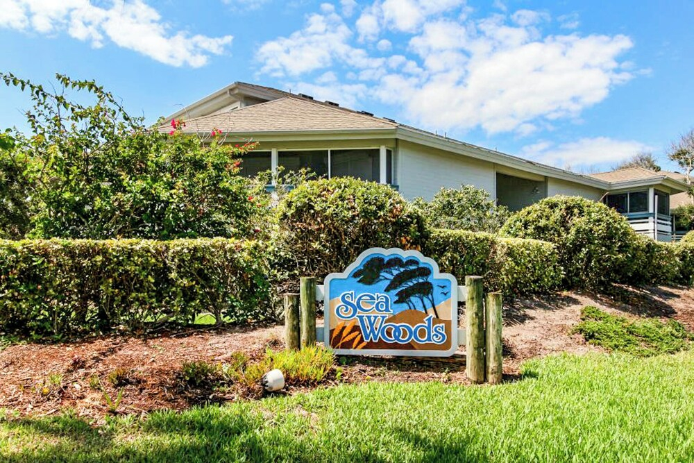 Sea Woods Villa 4412 - Villa at New Smyrna Beach