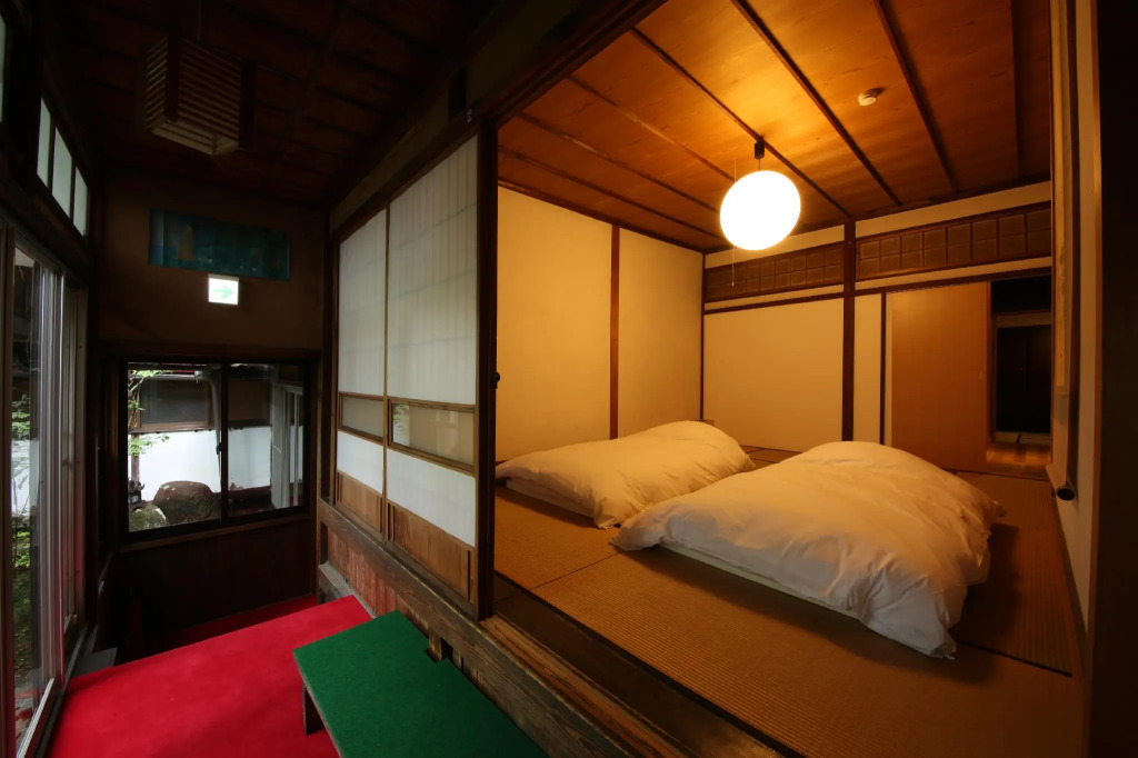 Temple Hotel Takayama Zenkoji