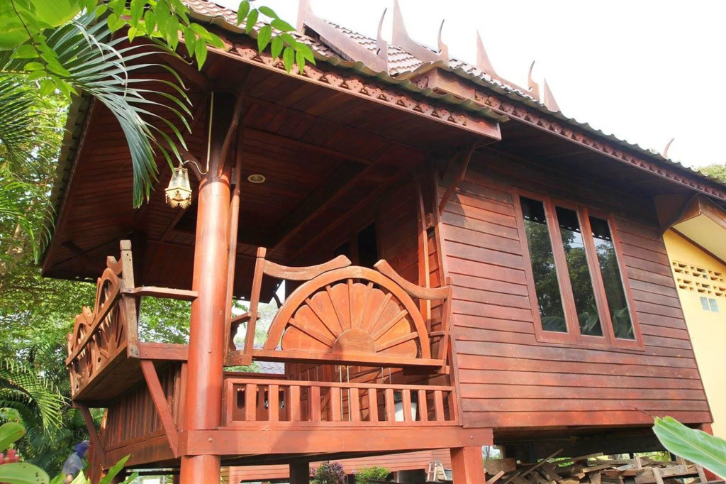 Ton-Aor on the beach resort & restaurant