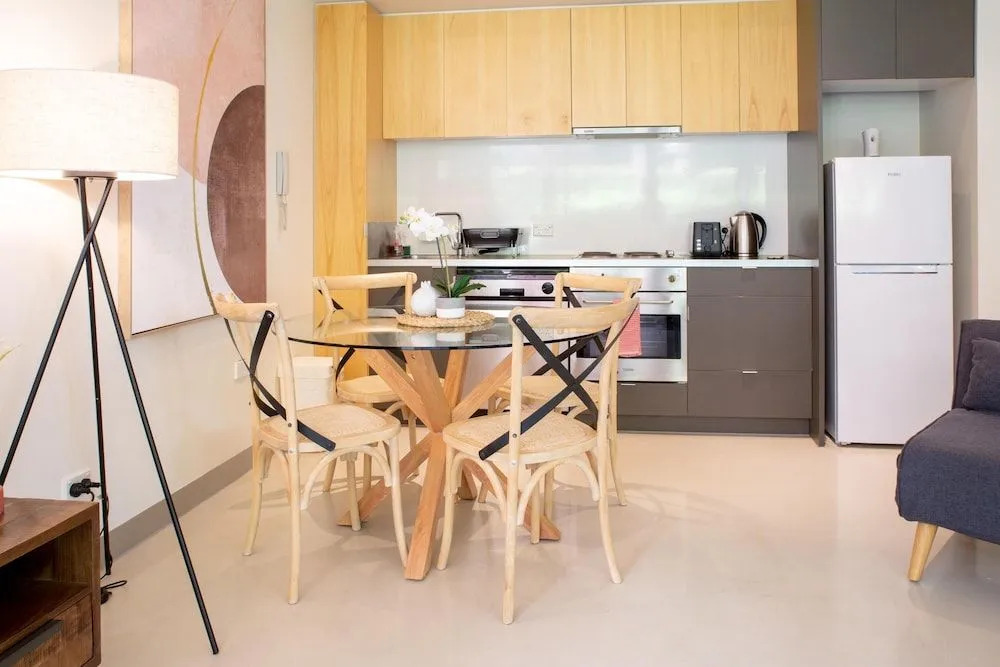 Stylish port Melbourne Pad - Rejuvenate