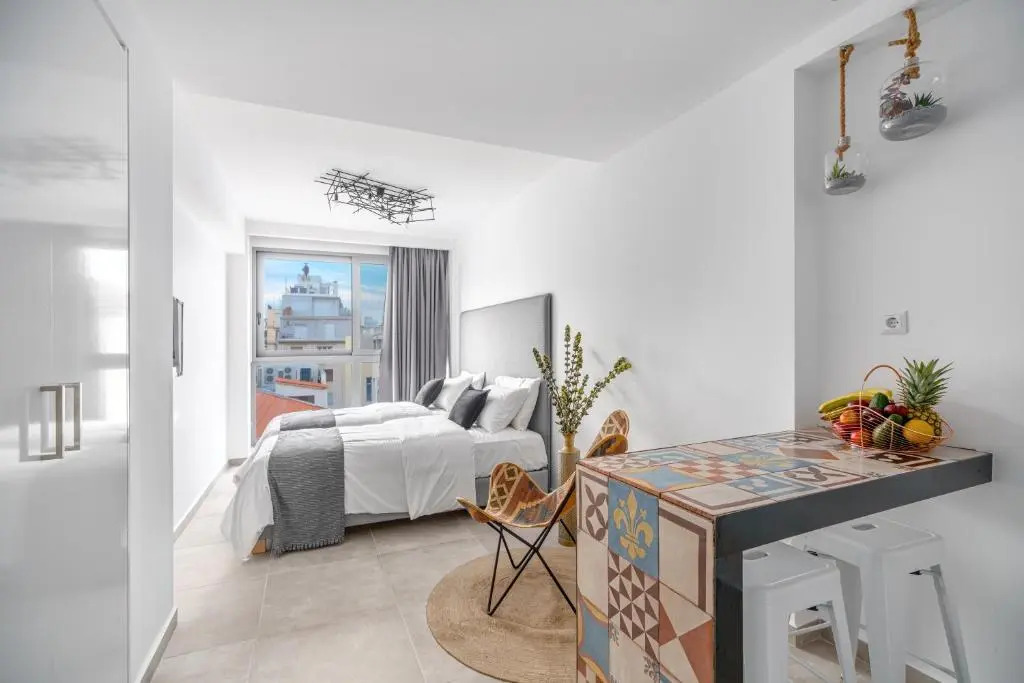 Mythos Luxury Suites
