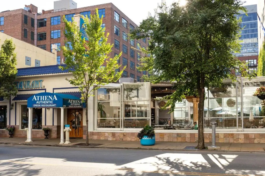 Sonder — Greektown Suites
