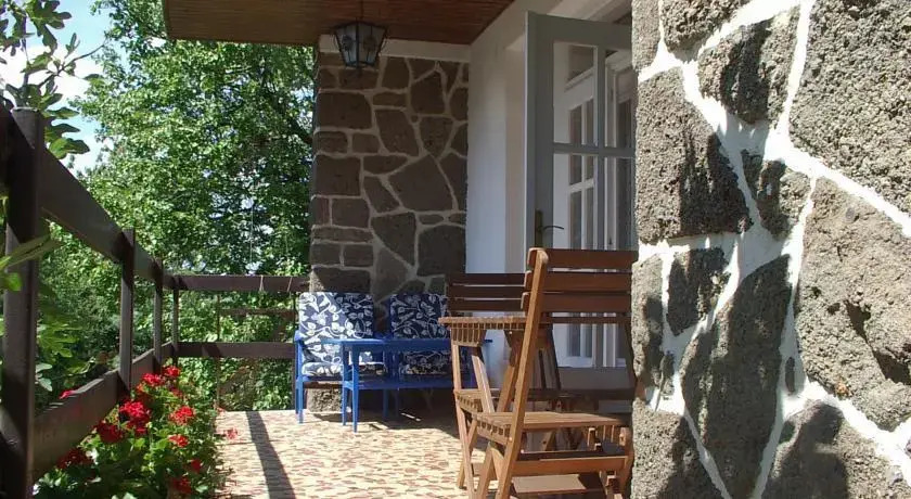 TIHANY-SAJKOD