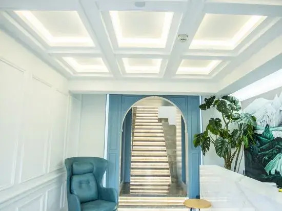 One House Space Art Hotel (Taiyuan Jinyang Lake Red Lantern Stadium)