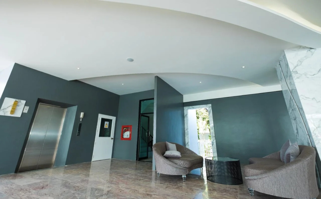 P Plus Hotel