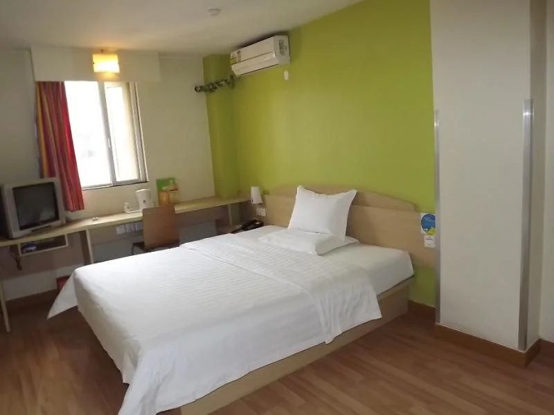 7 Days Inn Langfang Bazhou Shengfang Branch