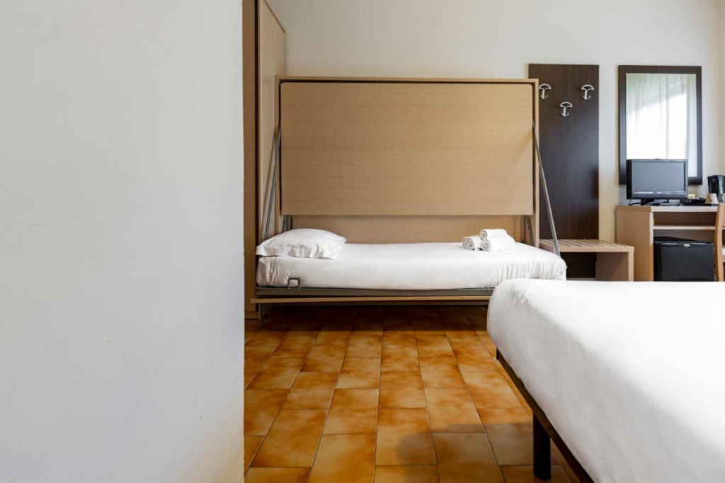 Catignano Hotel