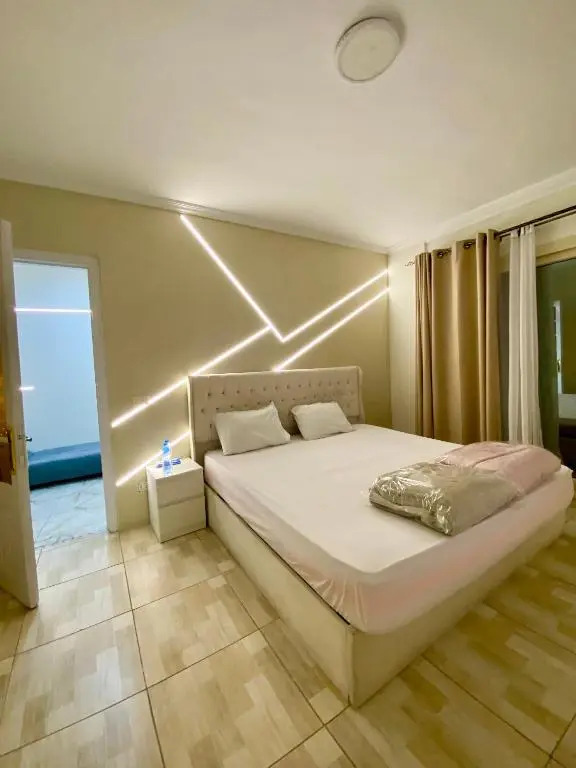 Hyat Suites & Rooms