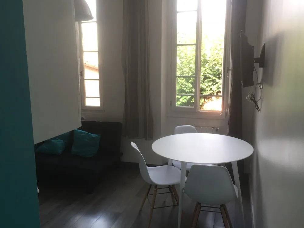 Appartement Place St Pierre T1 Design