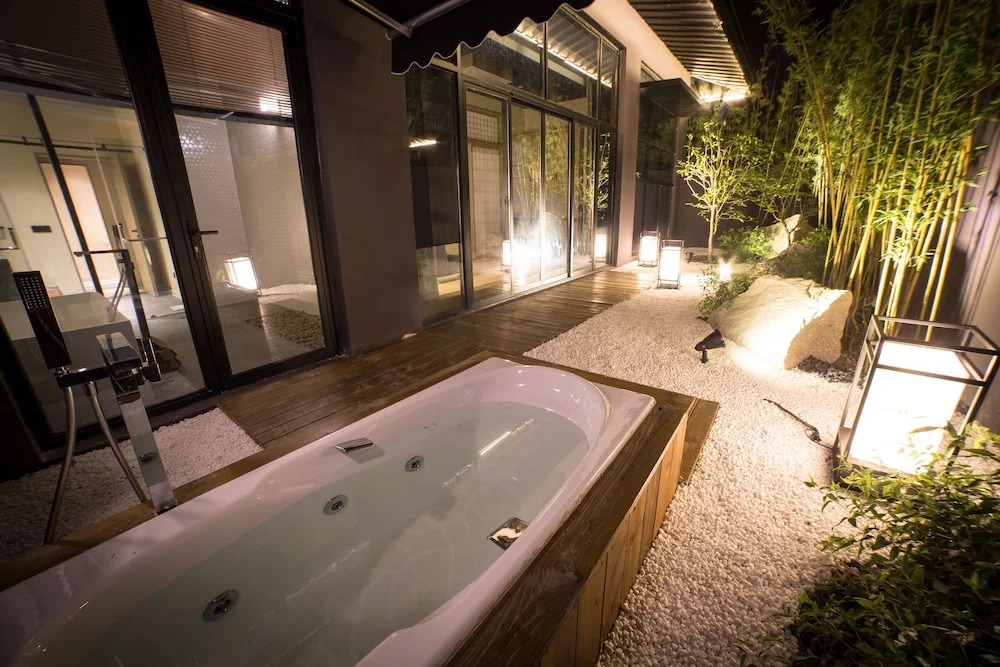 Suzhou River-purple Resorts&Spa