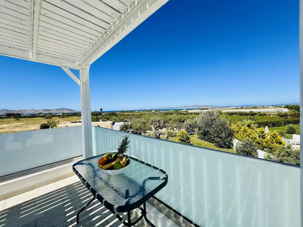 Lilu Villa 2 with Private Pool and Seaview