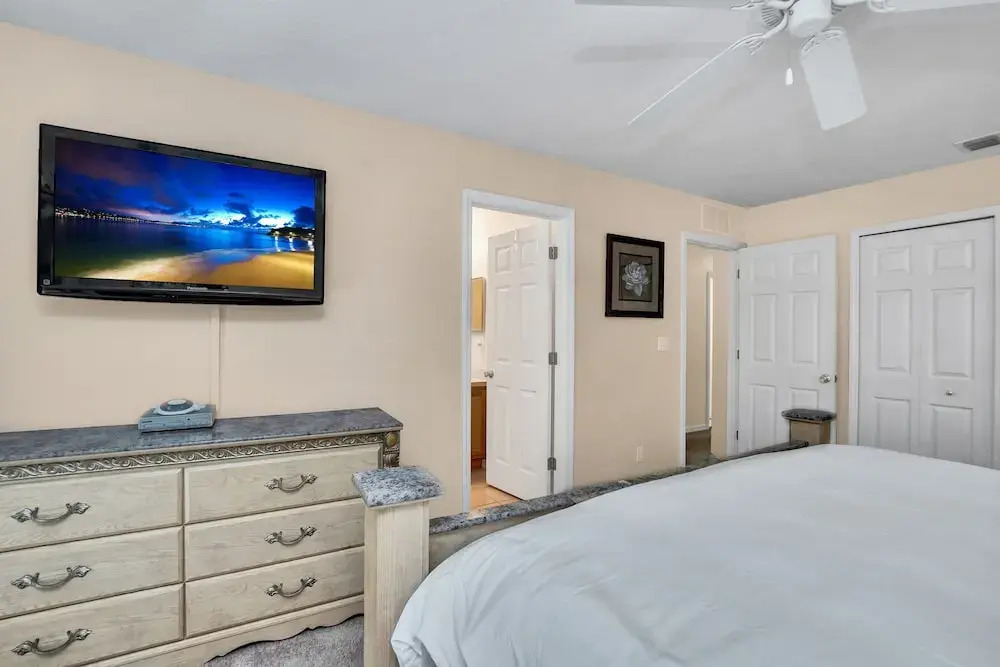 Charming Home With Private Balcony, 4 Miles From Disney! CDC Standards #4ro785
