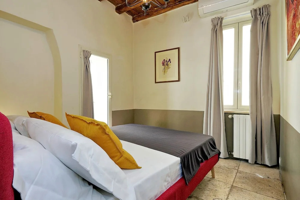 Pavone Charme - My Extra Home