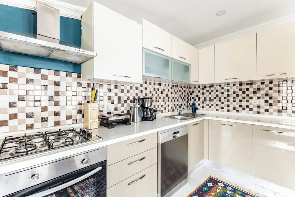 Central and Cozy Flat with Terrace in Sisli