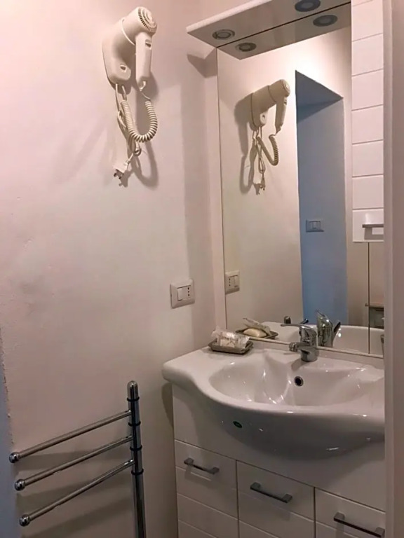 B&B Tredomus
