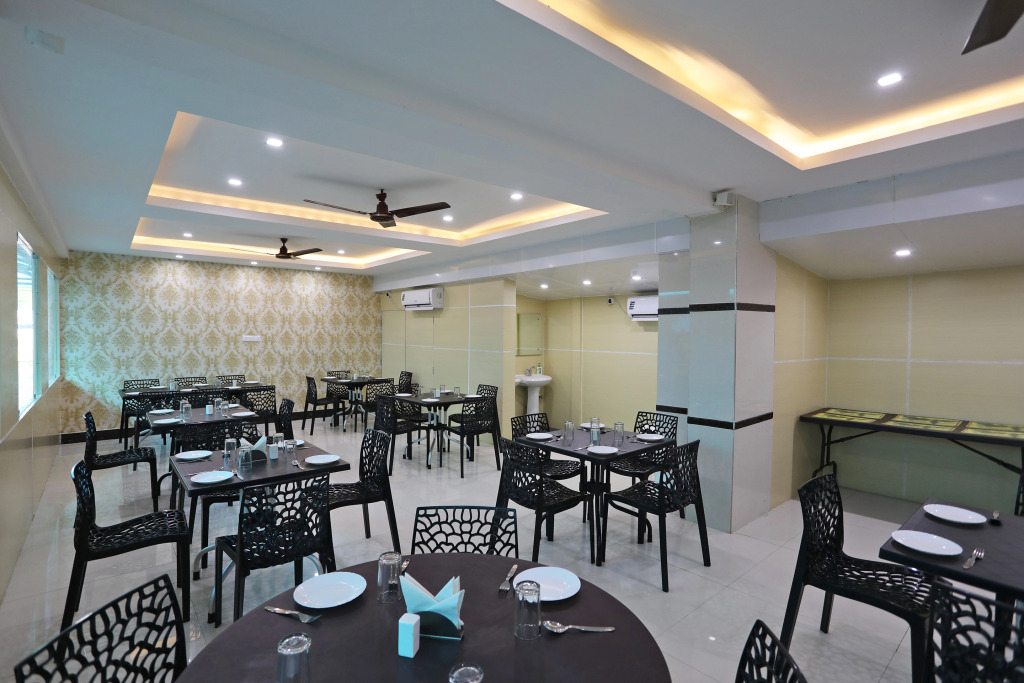OYO 9344 Hotel Gangotri