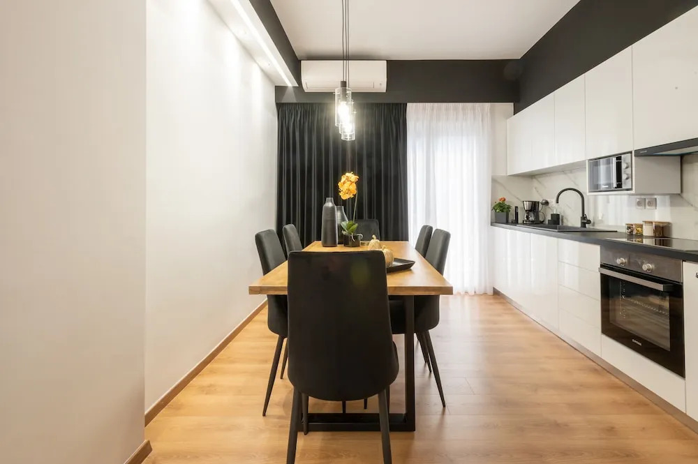 Acropolis Exclusive Apartment