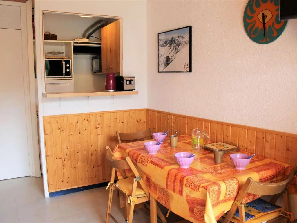 Appartement Vars, 1 pièce, 4 personnes - FR-1-330B-4