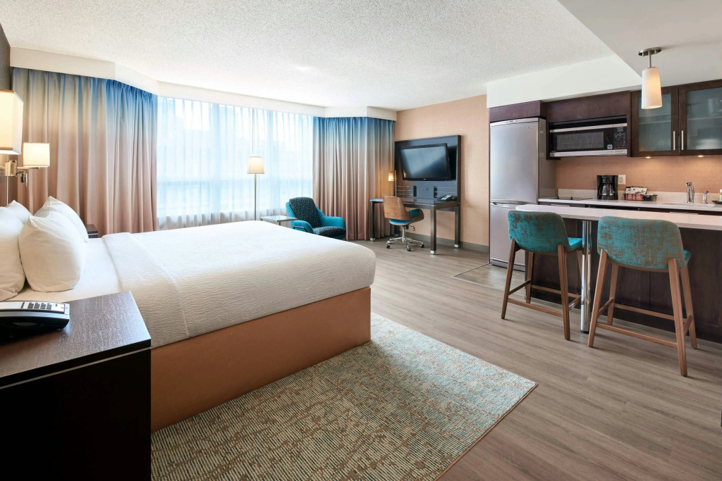 Residence Inn by Marriott Vancouver Downtown