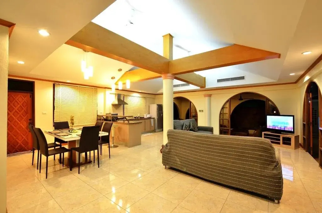 Grand Condo Lotus Pool Villa near the beach