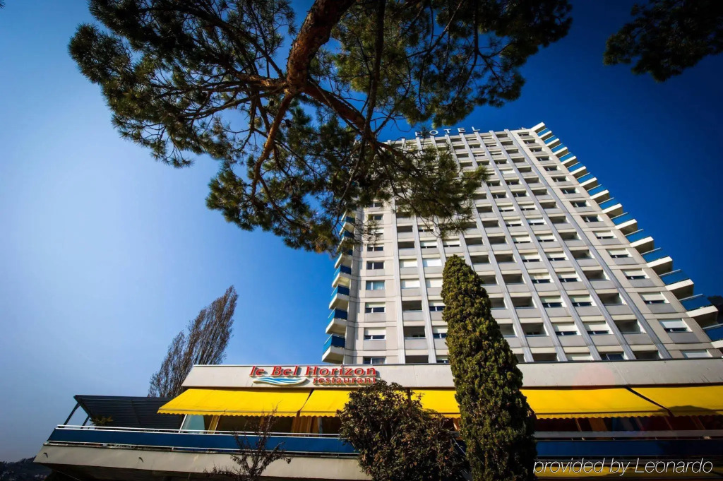 Hotel Mona